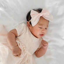 Load image into Gallery viewer, pink stripe fable bow