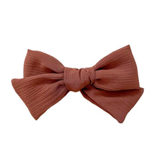 Load image into Gallery viewer, rust brown pinwheel bow