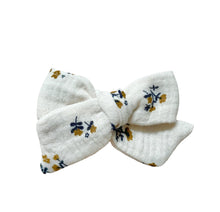 Load image into Gallery viewer, fall floral pinwheel bow