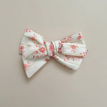 Load image into Gallery viewer, golden red floral pinwheel bow