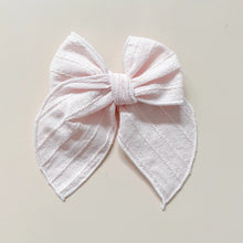 Load image into Gallery viewer, pink stripe fable bow