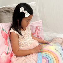 Load image into Gallery viewer, christmas trio knotted bows
