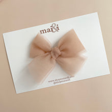 Load image into Gallery viewer, peachy tulle bow
