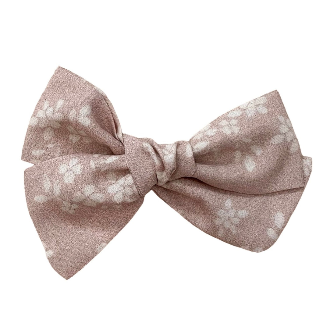 dusty pink pinwheel bow