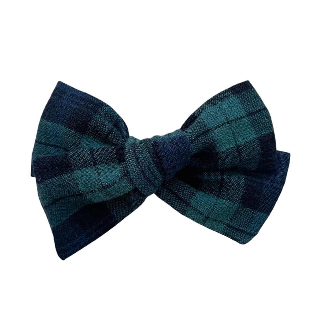 green plaid pinwheel bow
