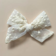 Load image into Gallery viewer, white floral lace pinwheel bow
