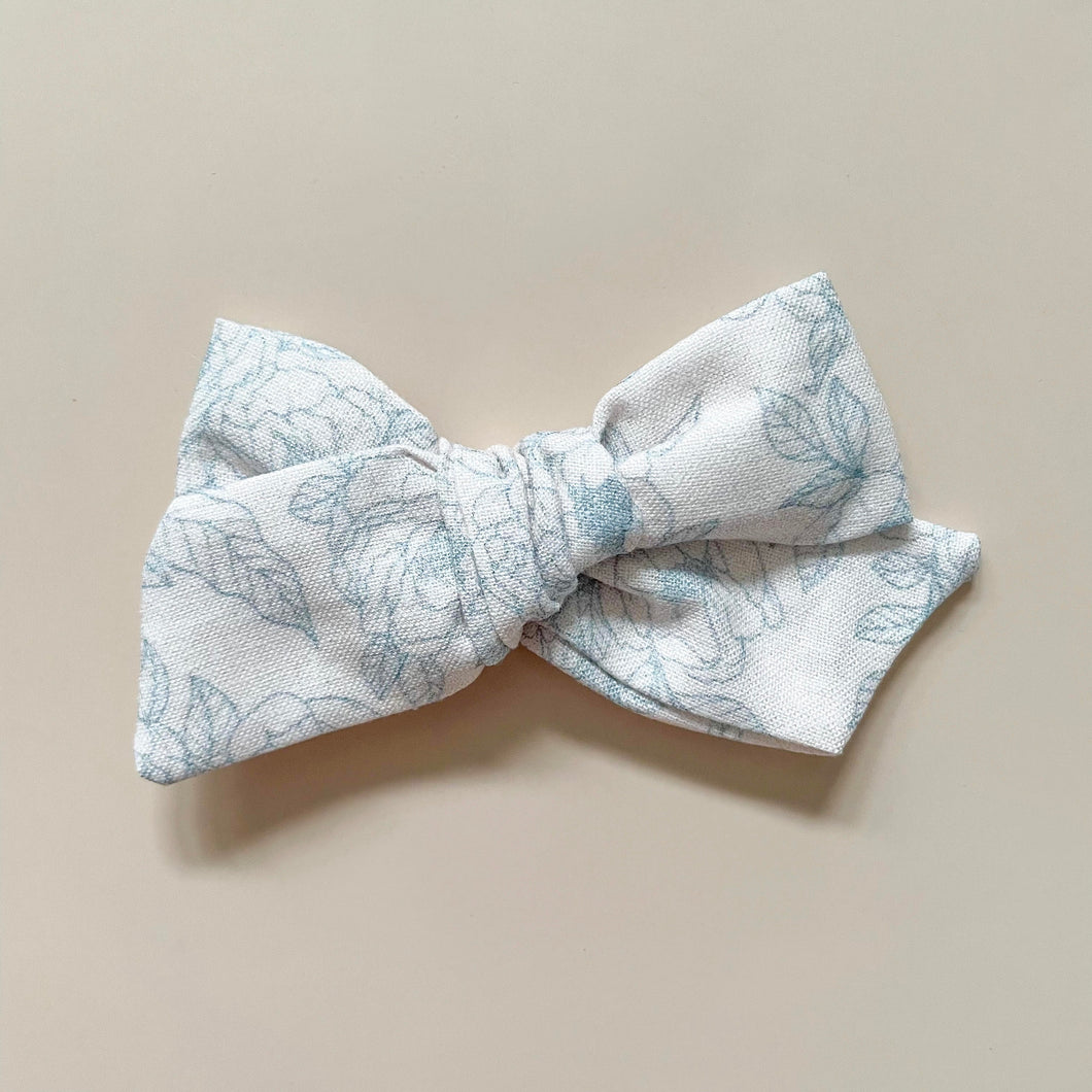 vintage blue pinwheel bow